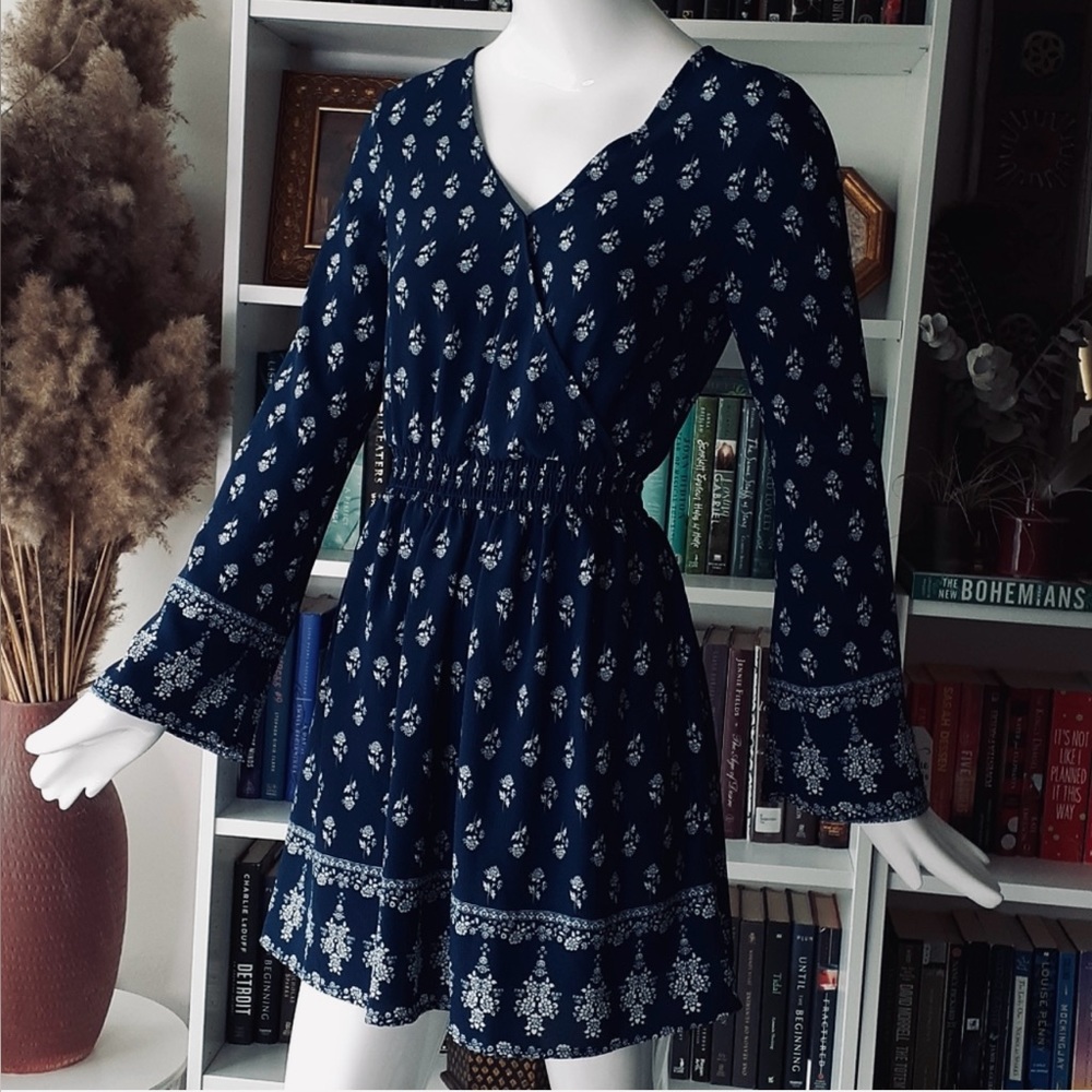 Xhilaration long sleeve dress